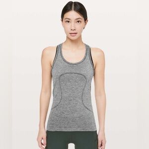 EUC Lululemon Swiftly Tech Racerback *Sparkle
Black / White / Silver Size 8